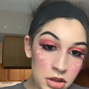 Meet your Posher, Thea